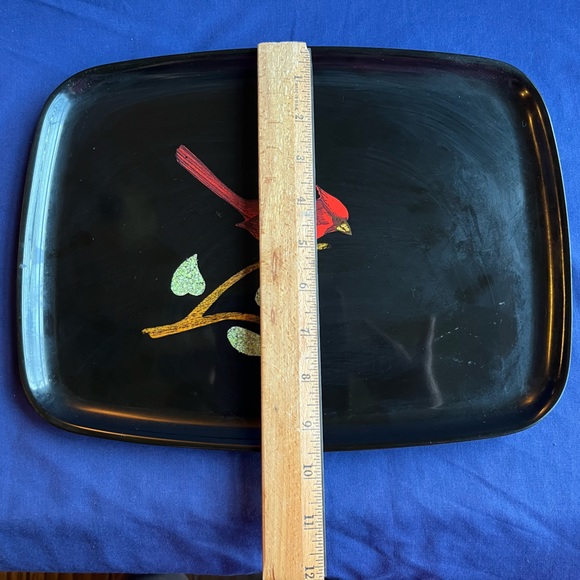 Vintage Couroc of Monterey Black Lacquer Tray with Red Cardinal & Branch - Picture 5 of 7